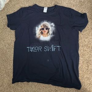 Taylor Swift 1989 Tour T-shirt